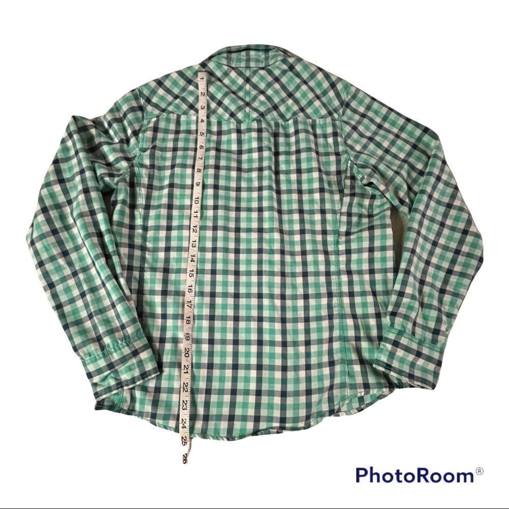 The North Face button down plaid shirt - Picture 2 of 9